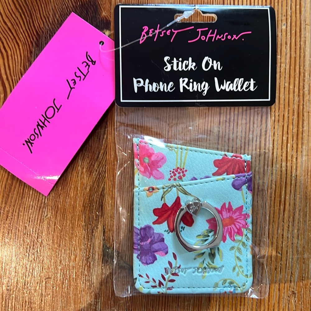 Betsey Johnson phone ring stand with wallet new sticks to back of phone